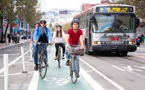 Quand tu est capable, marche, cycle ou prend l’autobus de ville. Il est moins cher et tu vas être en meilleur forme!